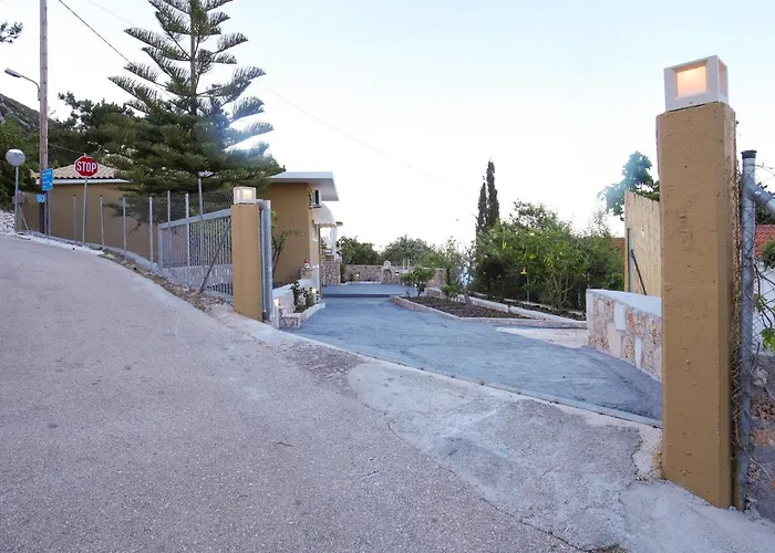 Irene فيلة Zóla